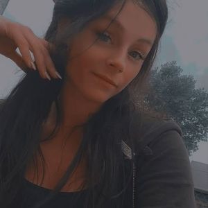 Meet your Posher, Marissa